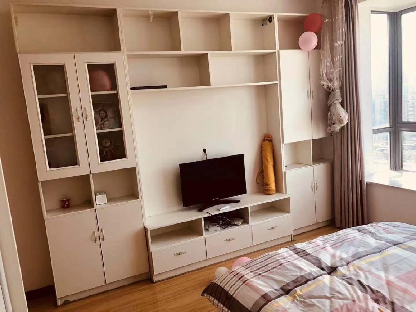 万象后街福景苑 1室1厅1卫 紧邻高铁站拎包即住