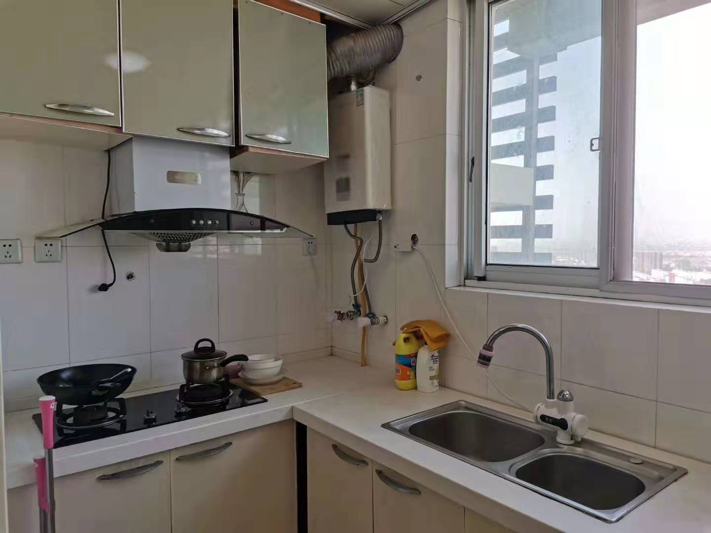 九龙东一时区 2室1厅1卫紧邻大润发一附小万润怡景苑