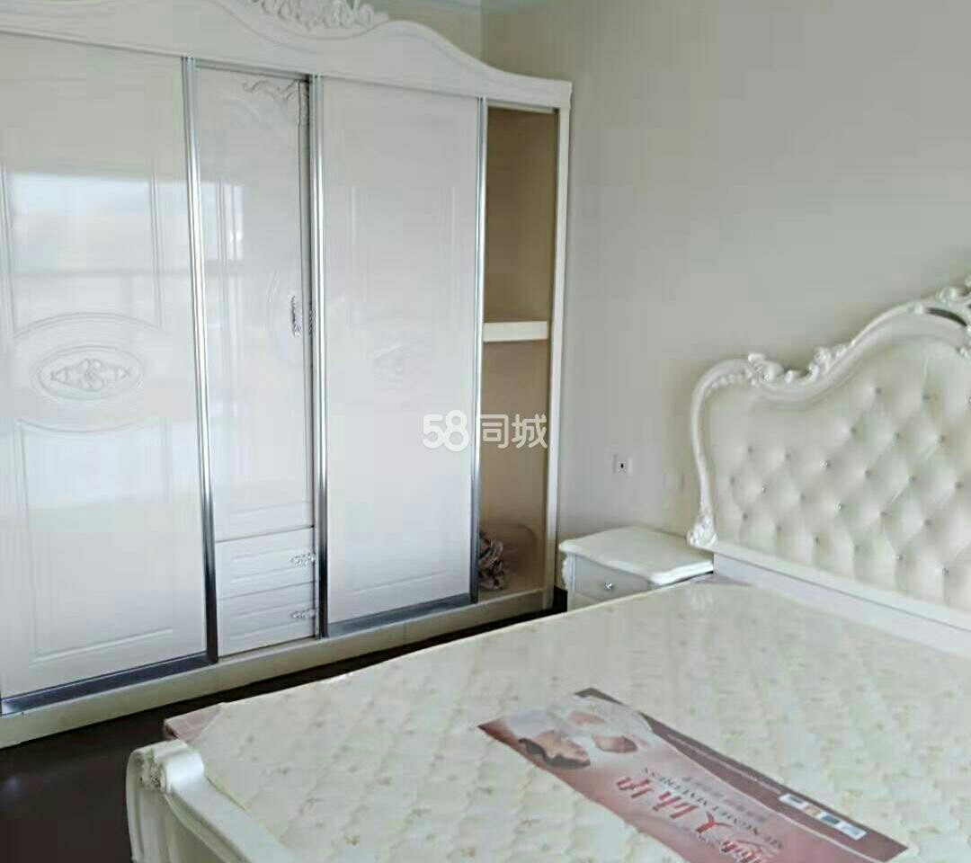 精装修恒大名都3室2厅2卫紧邻万达一院淮海花园秀逸苏杭淮工