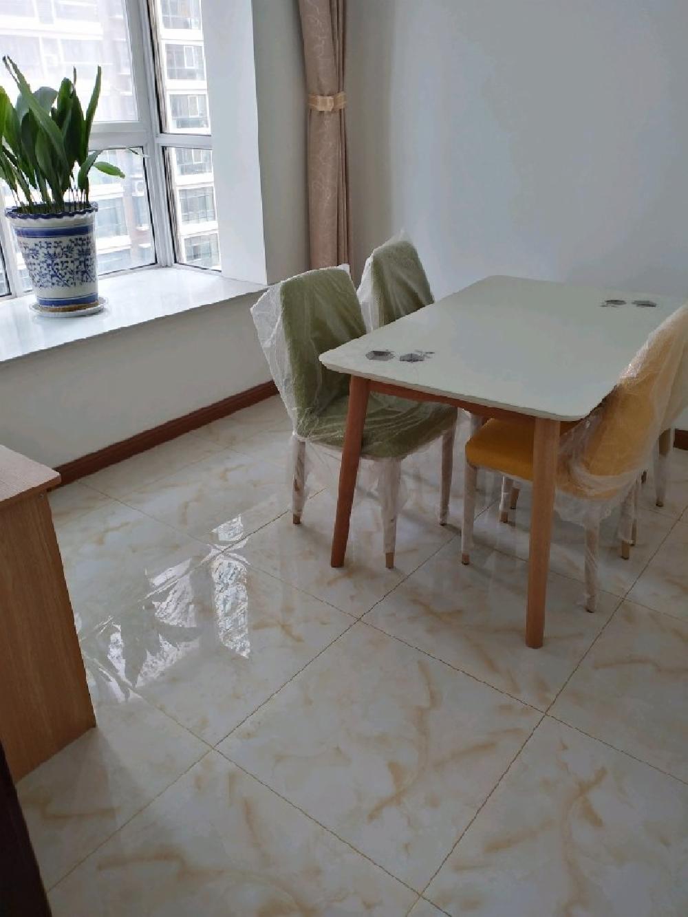 急租！！精装修众兴华庭 3室2厅1卫苏欣快客龙河大厦苏宁