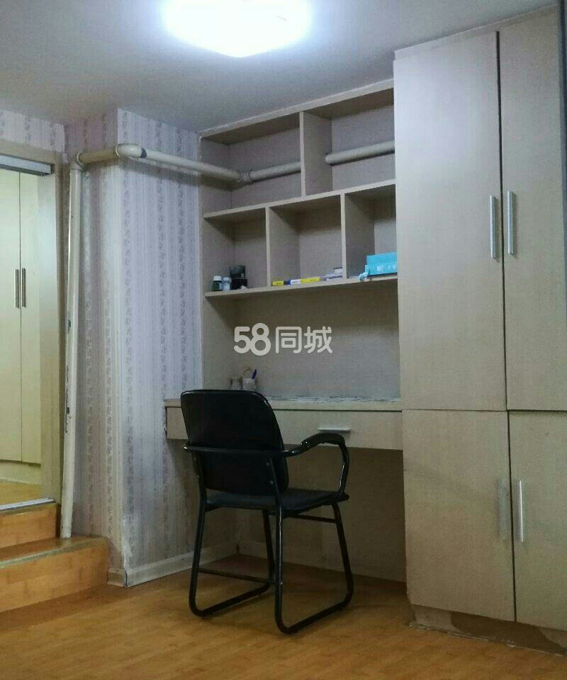 精装修九龙东一时区2室2厅2卫紧邻大润发万润街一院