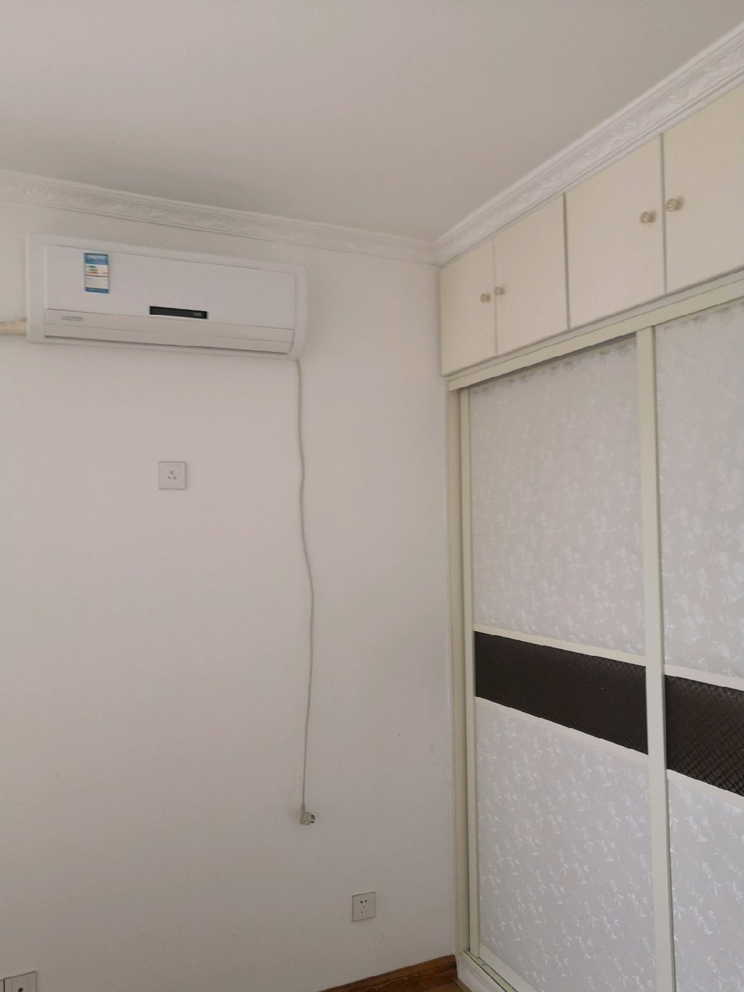 自住房首租！君悦财富广场 2室2厅1卫明珠皇冠拎包即住