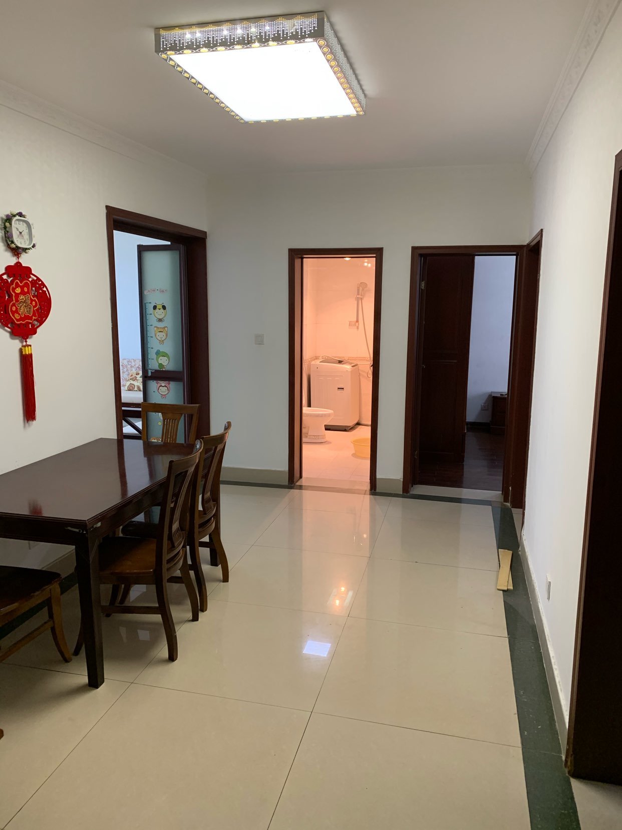 温哥华国际花园 2室2厅1卫