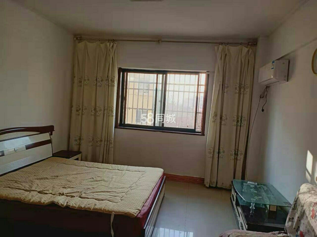 吉房急租！东新绿苑1室1厅1卫只要1199一院步行街大润发