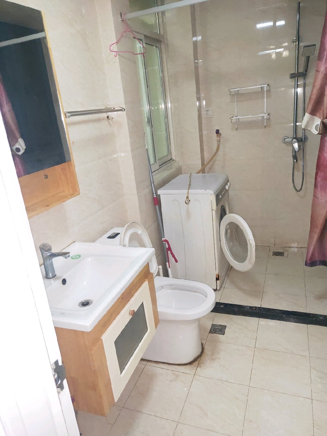 万象后街 1室1厅1卫