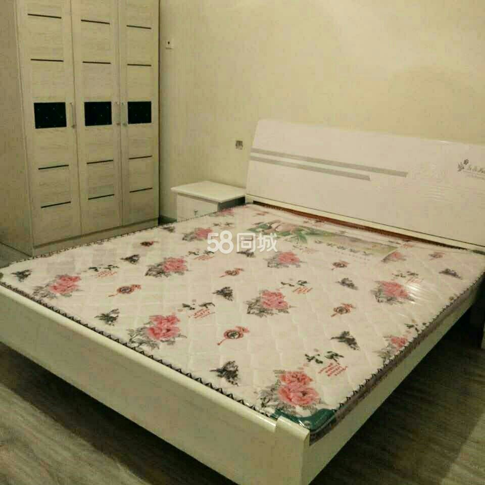 精装修众兴华庭3室2厅1卫苏欣快客外国语龙河大厦苏宁华联