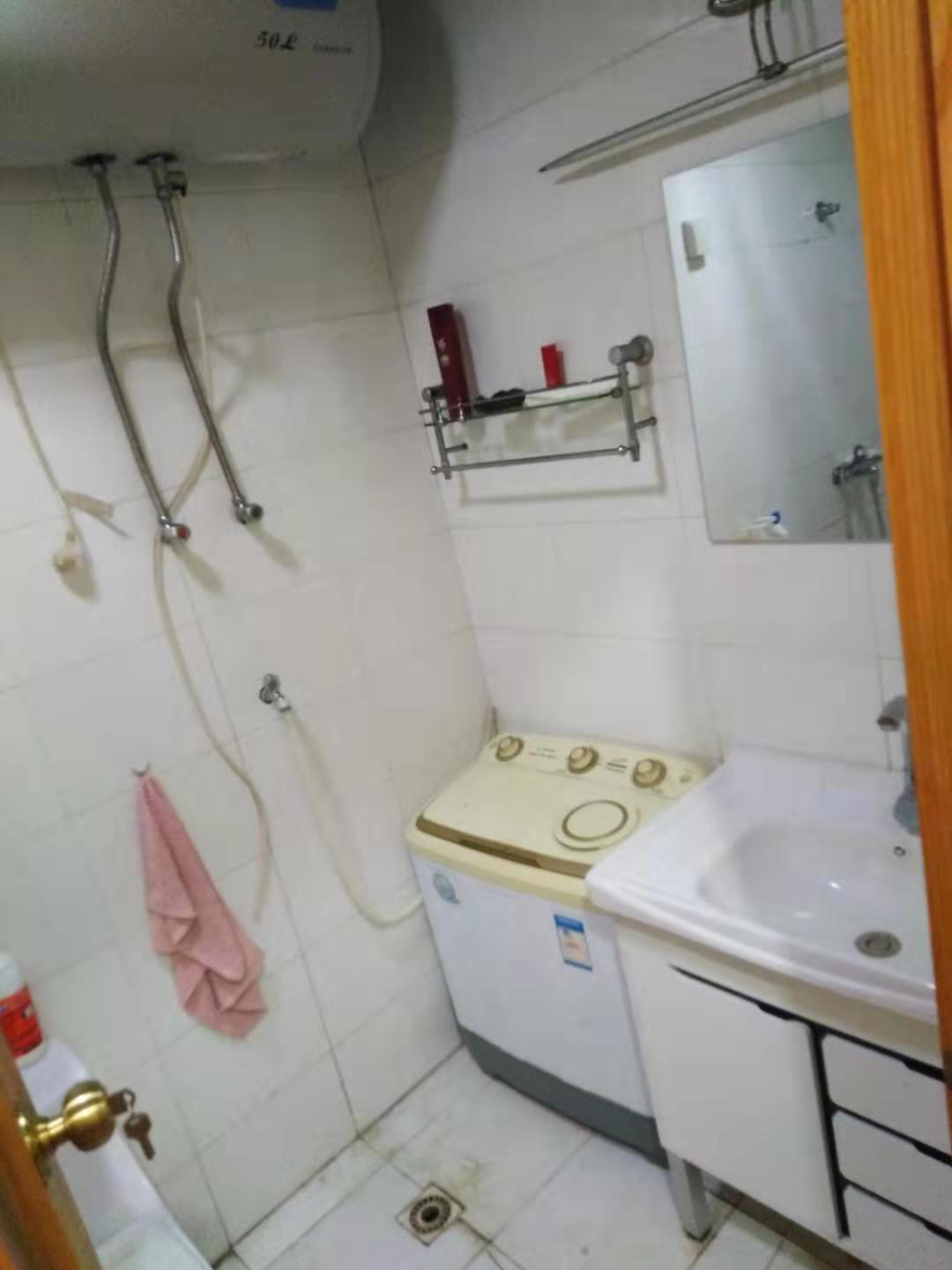 双盛花园 1室1厅1卫