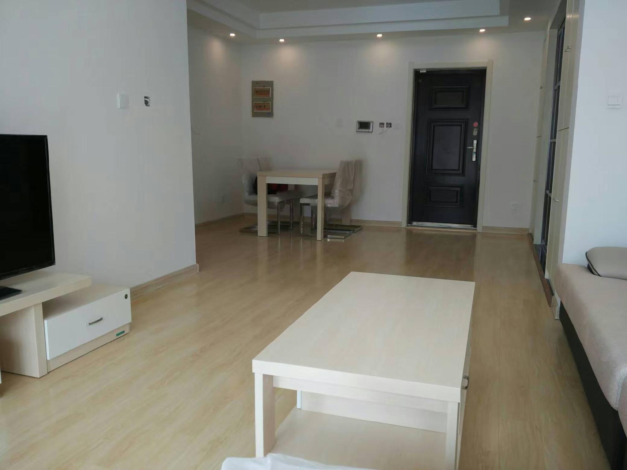 中央空调！同科汇丰国际 2室2厅1卫 全友家居拎包即住