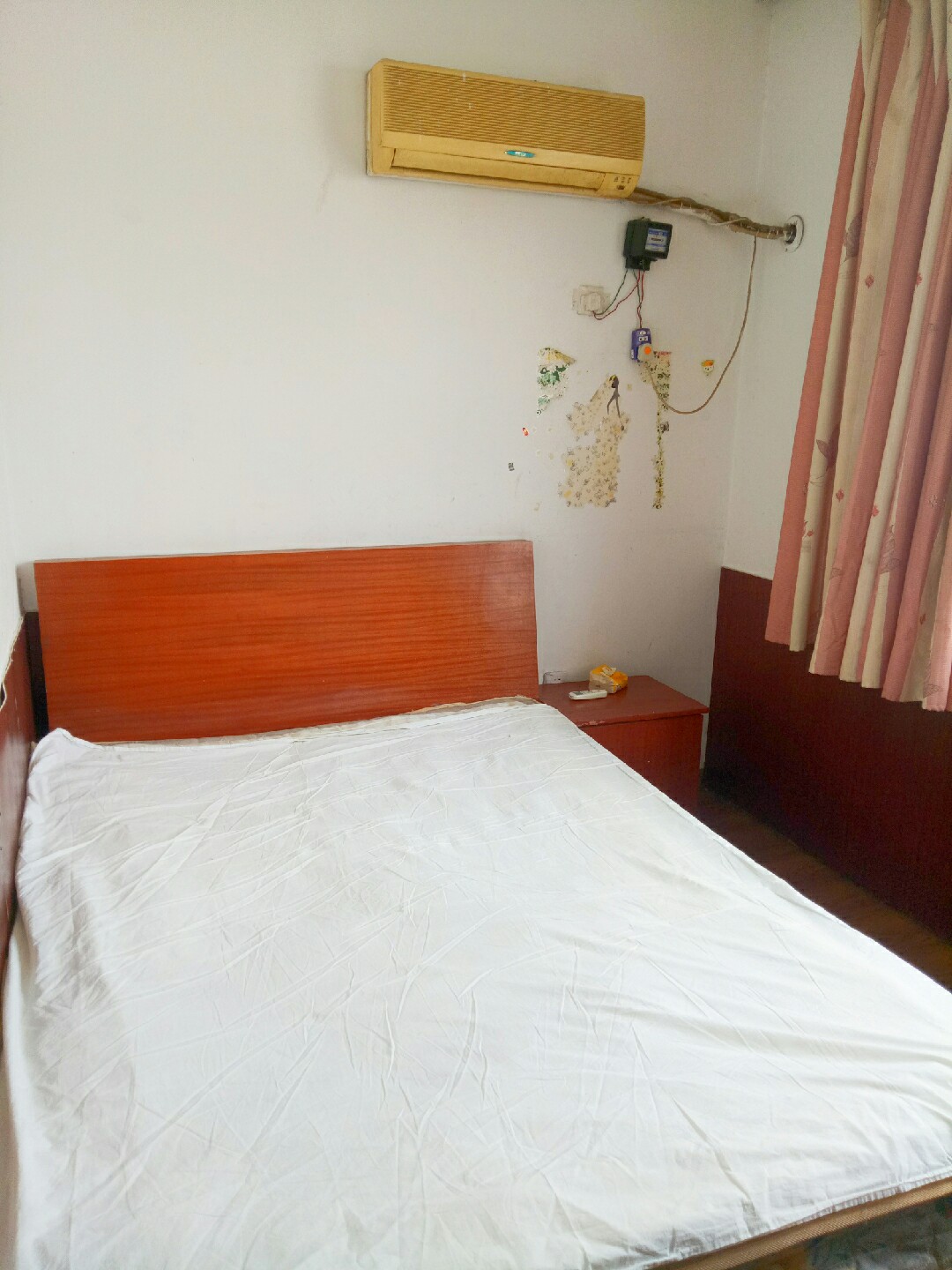 低价急租！房东个人房源！锦华园单间合租房388起租 龙河大厦