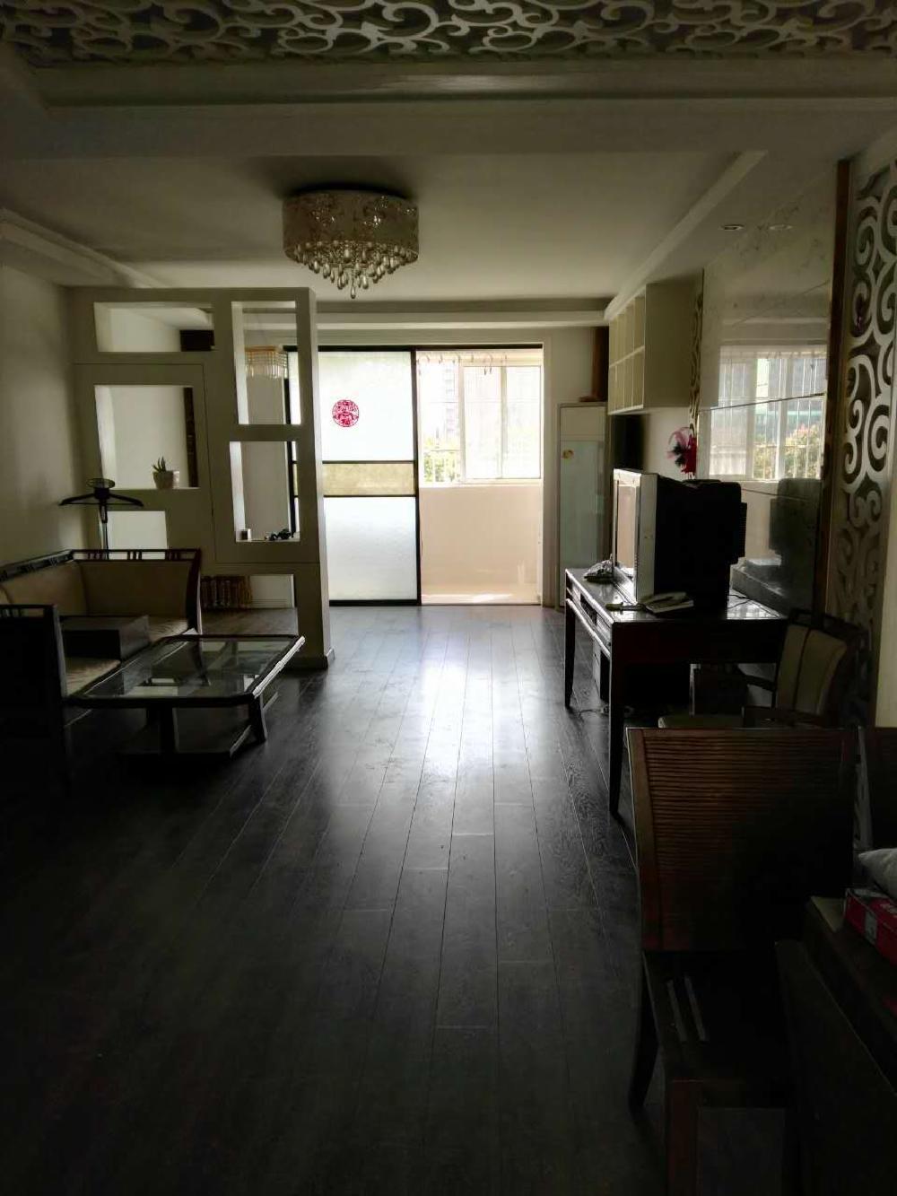 海连新天 2室2厅1卫苍梧学校利群适合陪读