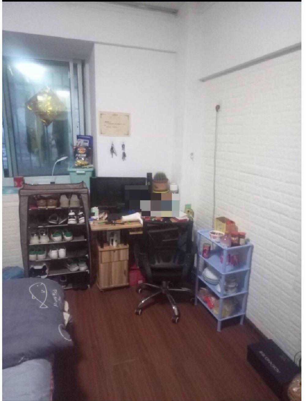 名典公寓 1室1厅1卫紧邻高铁站，拎包即住