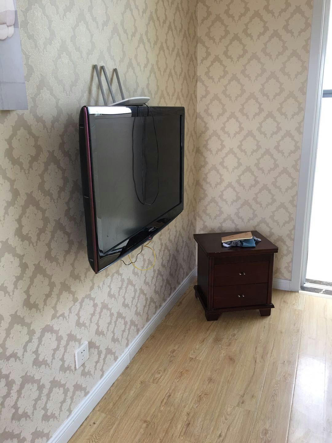 众兴华庭 1室1厅1卫