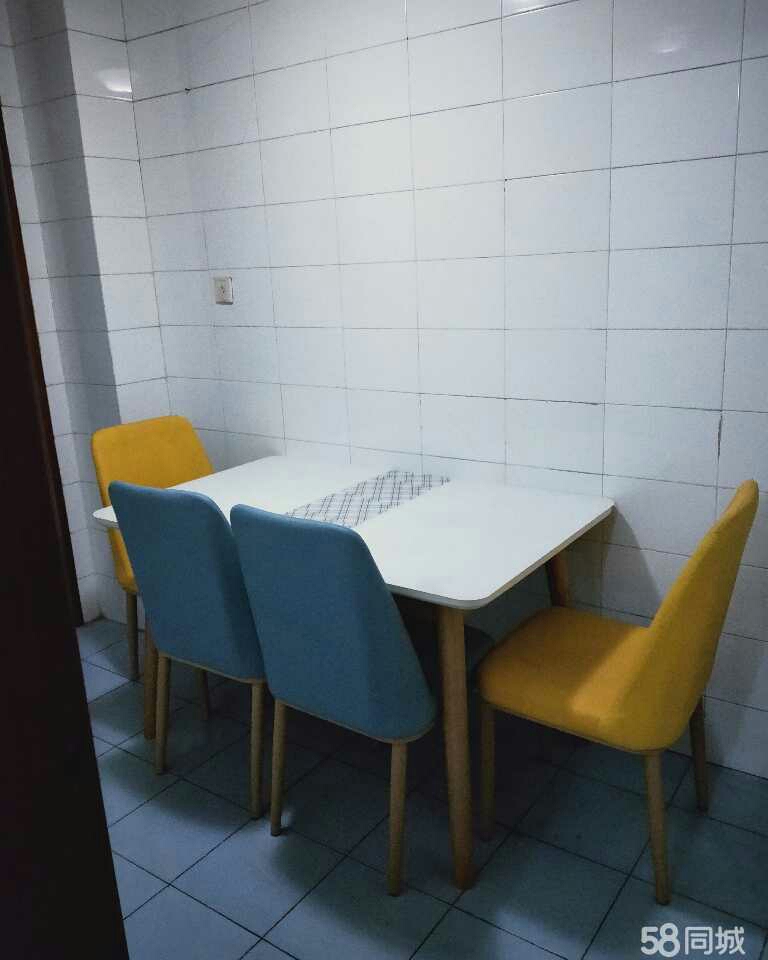 新月园2室1厅1卫 全新家具家电 大润发 一院阳光园润城东方