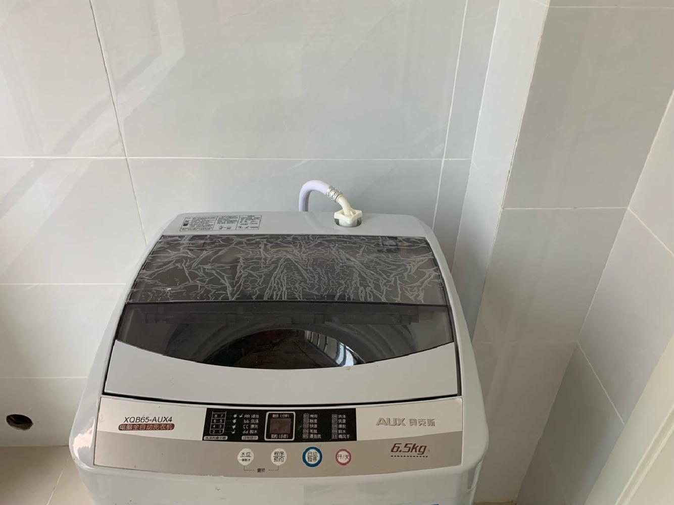 同科汇丰国际 2室2厅1卫