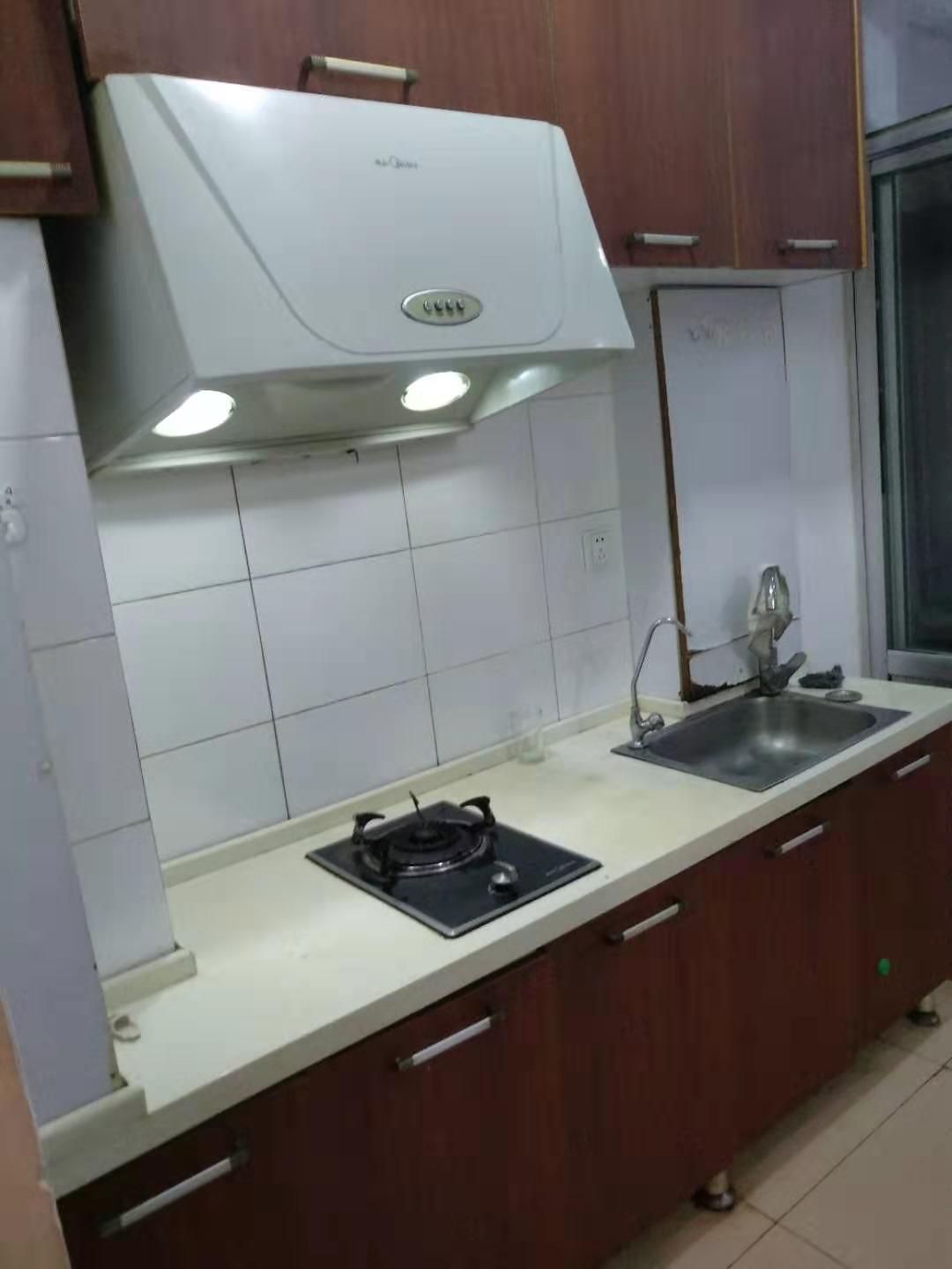 双盛花园1室1厅1卫只要1099紧邻家得福利群苍梧学校