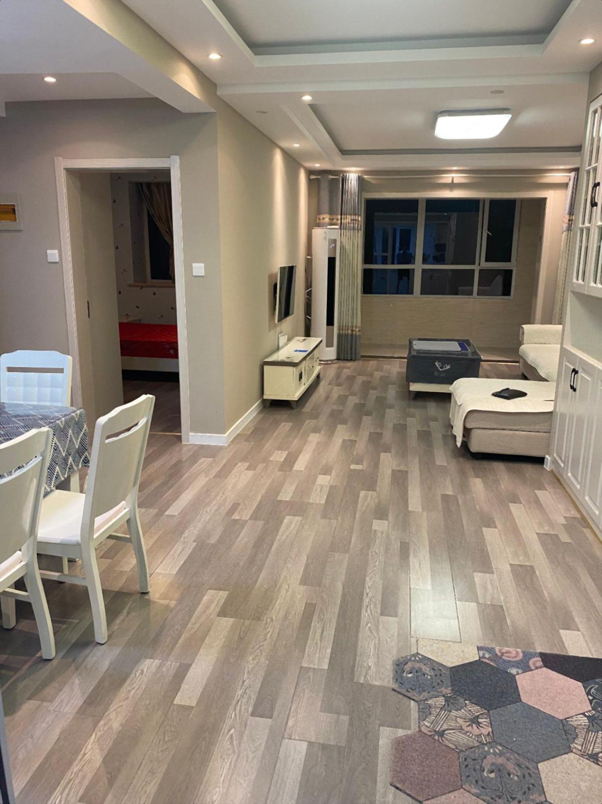 陪读可谈 御景龙湾 多层电梯洋房 有车位 邻紫金公馆