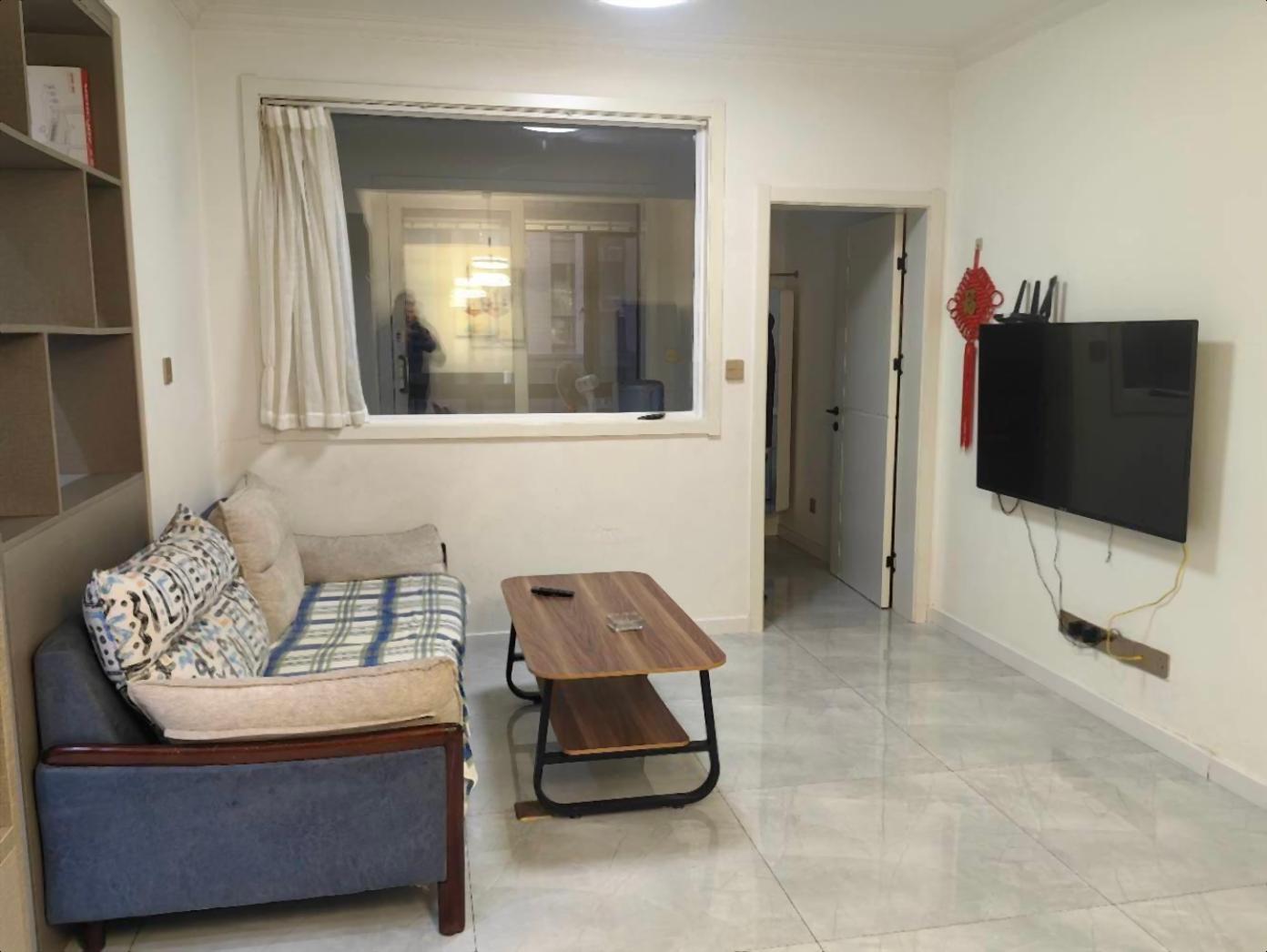 星海湖壹号  精装修两室  拎包可入住