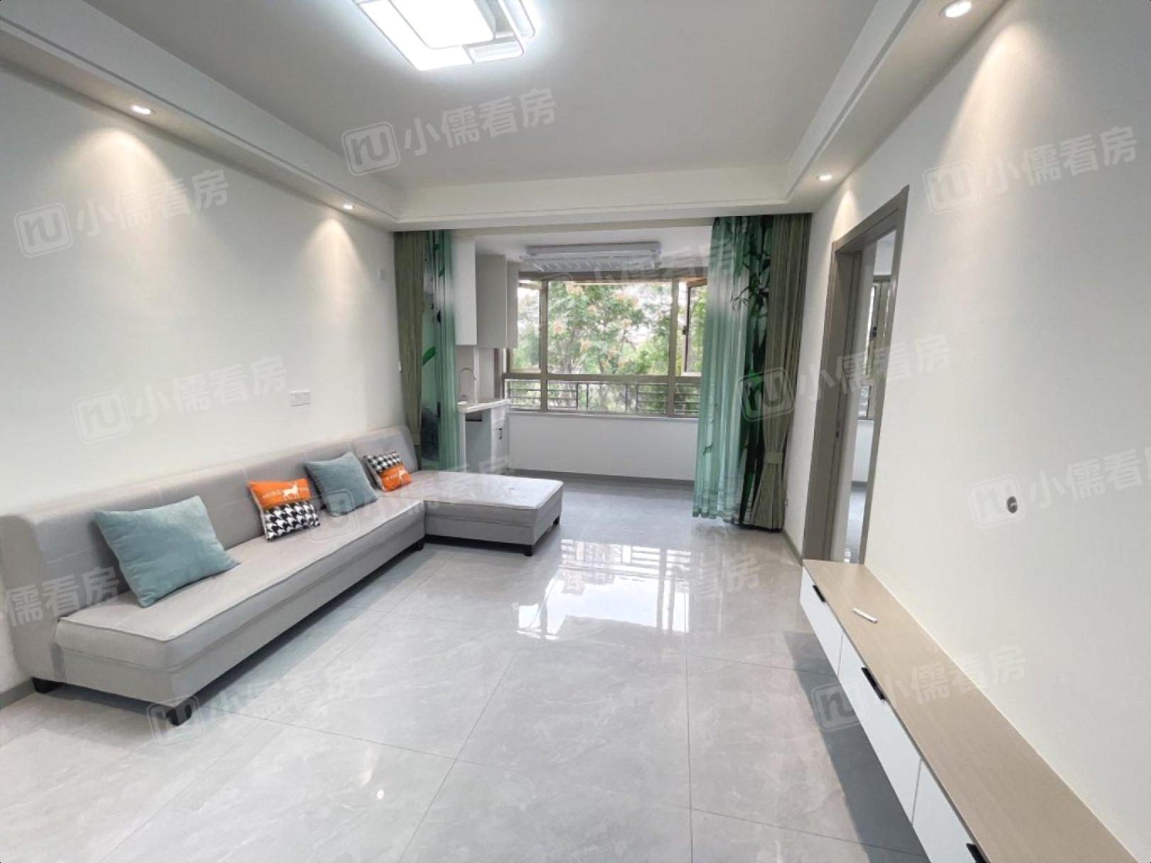 包物业大学城淮工卫校 港城一品 3室精装修 拎包住