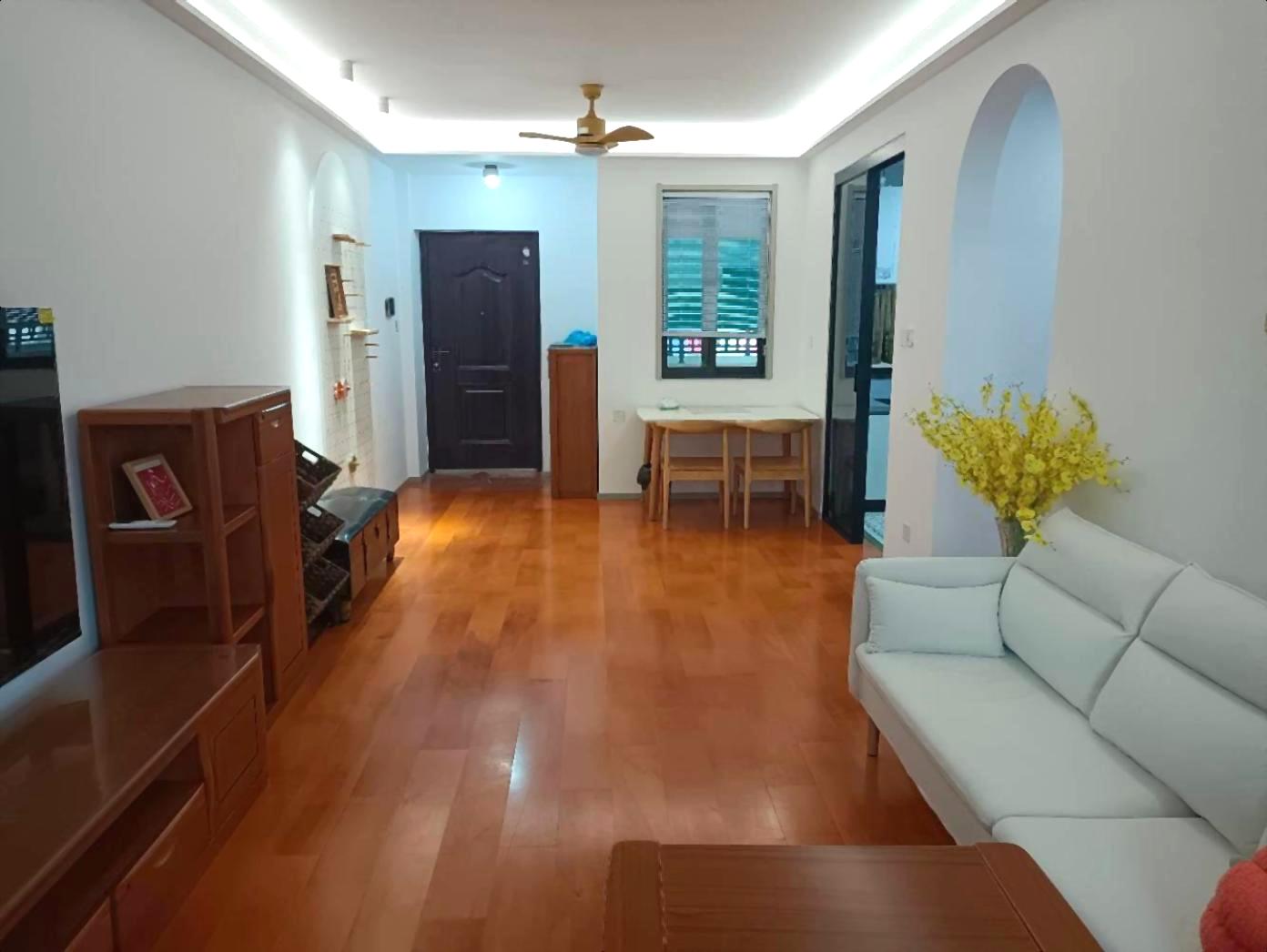 首租万达医院九年校 高新云璟  三室地暖婚房装修 学院府金辉