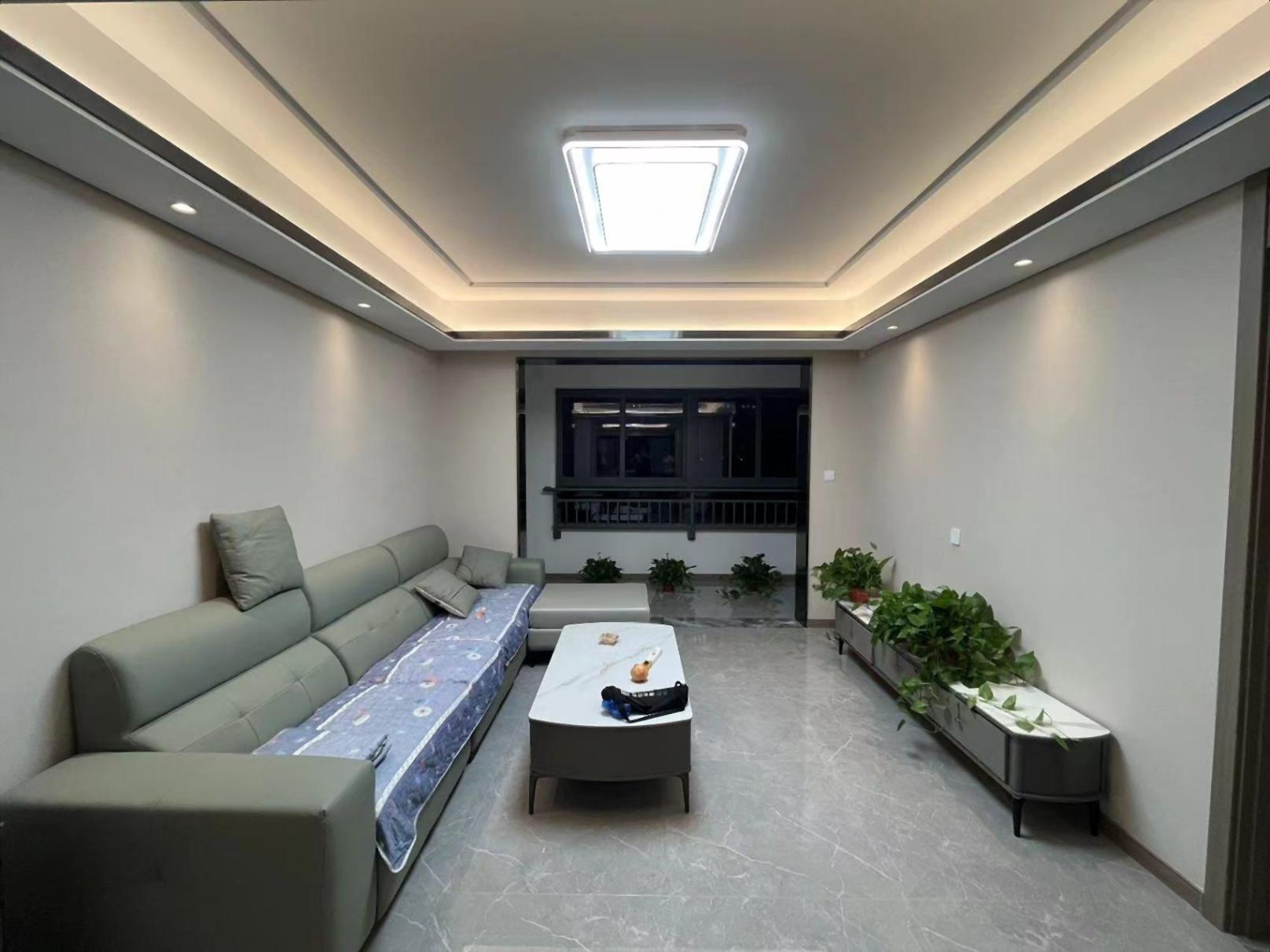 学院府（高品质四房 有车位 可议 南向无遮挡 采光刺眼）