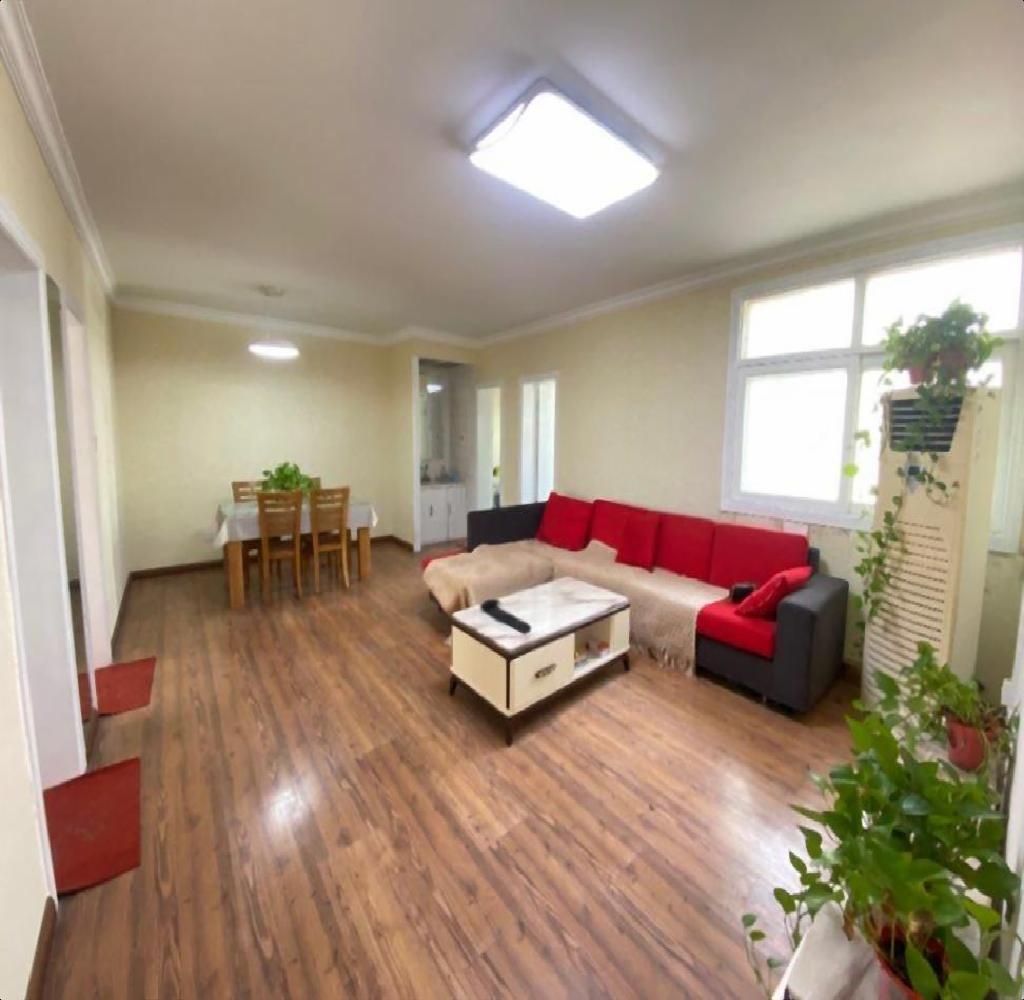 急租，东大都市家园精装修两室，新海旁，家具家电齐全