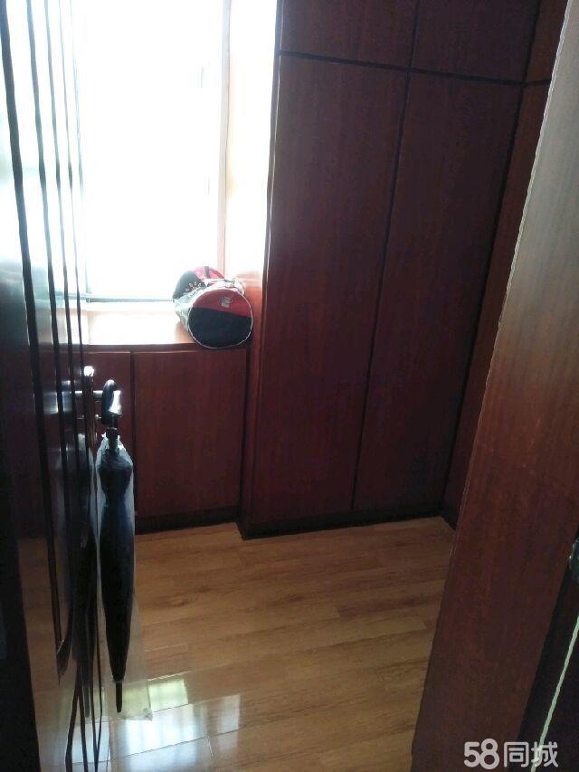 巨龙南路与文昌路交汇处