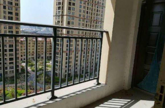 新浦香溢广苑3室2厅2卫171㎡