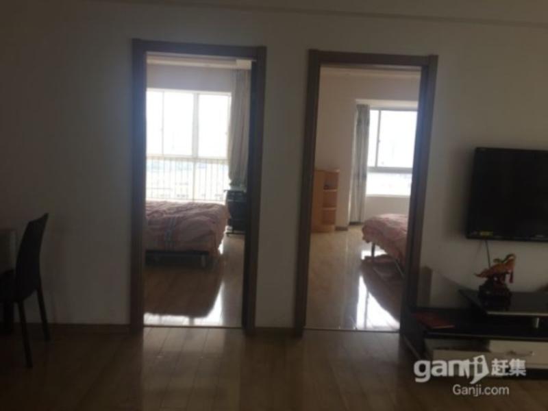 名典公寓精装修南北通透