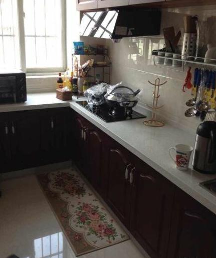 新海花园2室1厅1卫99.7平方,精装修85万