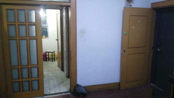 华联商厦后面，教育巷园丁小区，解放路小学，外国语中学学区，送车库