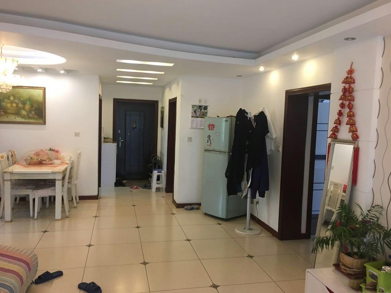 日月花园四室稀缺户型一楼，一附小外国语双学区，南北通透