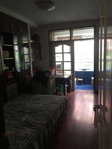 极美苑黄金三楼，解小新海双学区，有车库，送家具家电