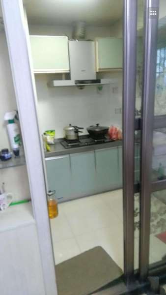 九龙城市乐园，解放路分校，户型方正，2室朝阳，南北通透