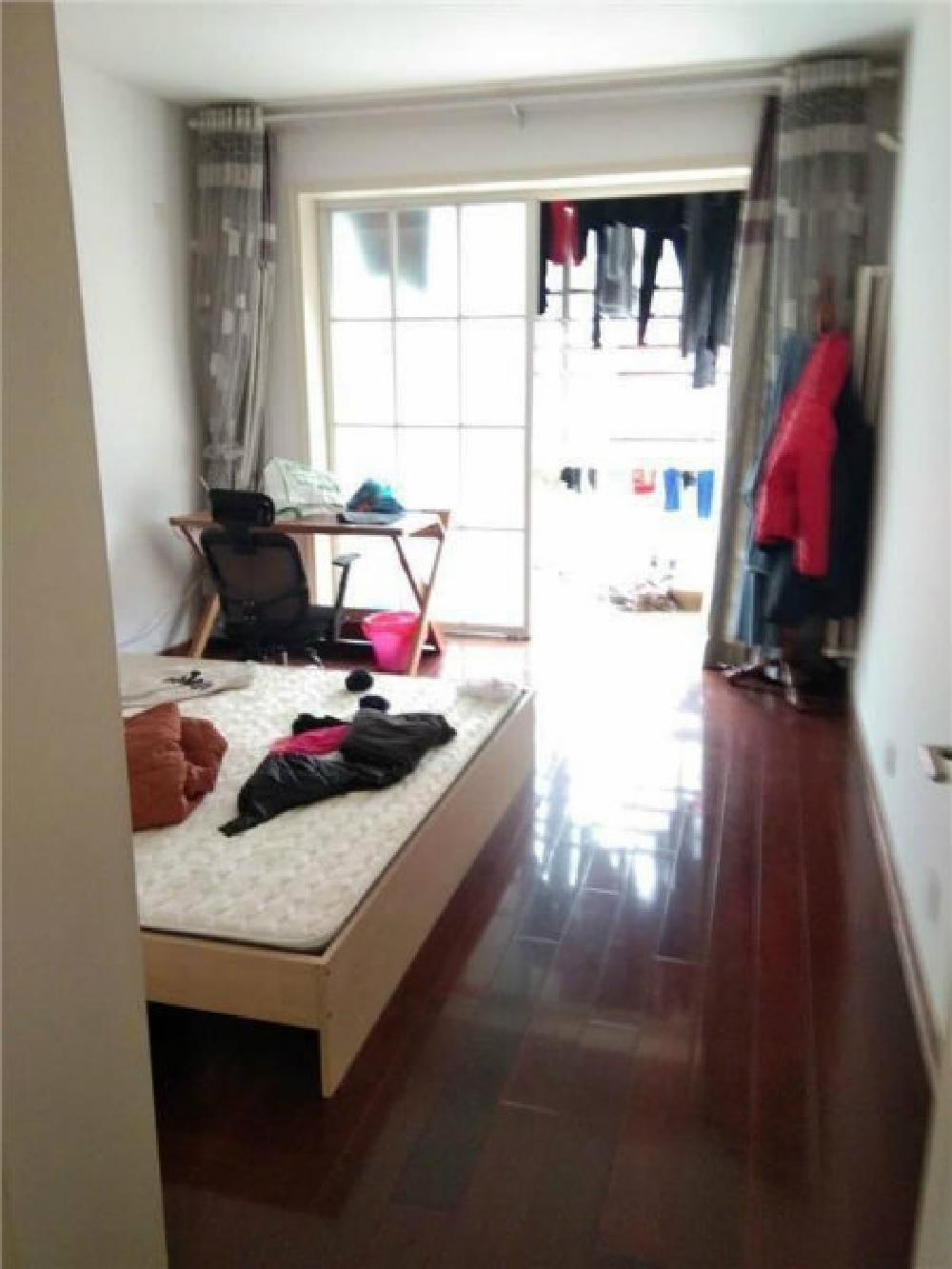 （香溢世纪花城）苍梧双校区多层2楼送平台送菜园有25库