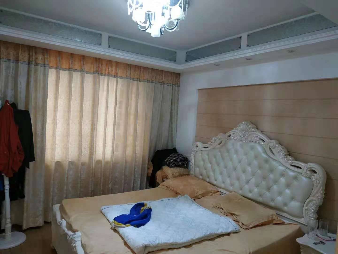 （香溢世纪花城）苍梧双校区出门就是学校送18自行车库