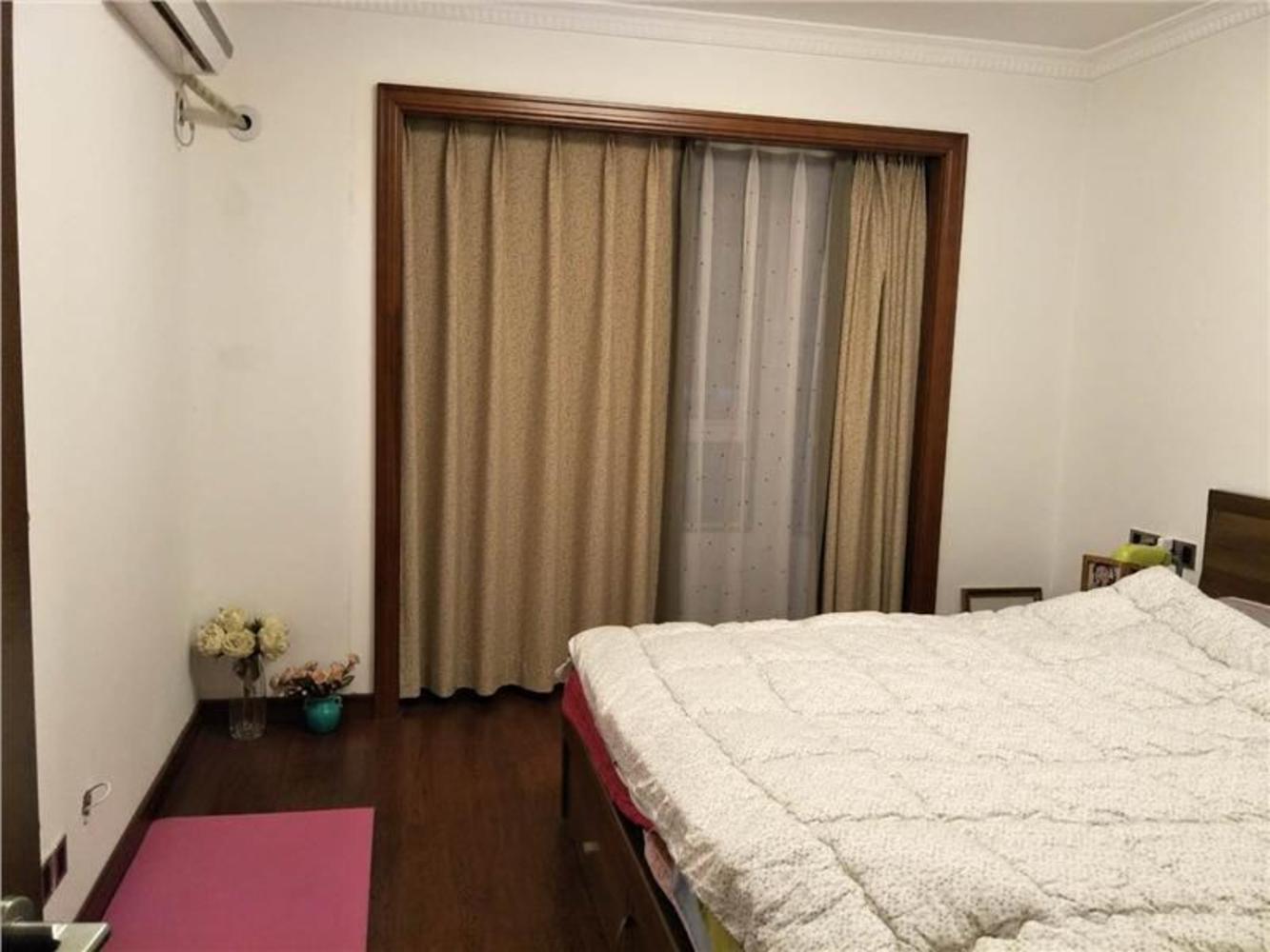 急售中心地段高端住宅明珠皇冠花园多层豪华装修送车库