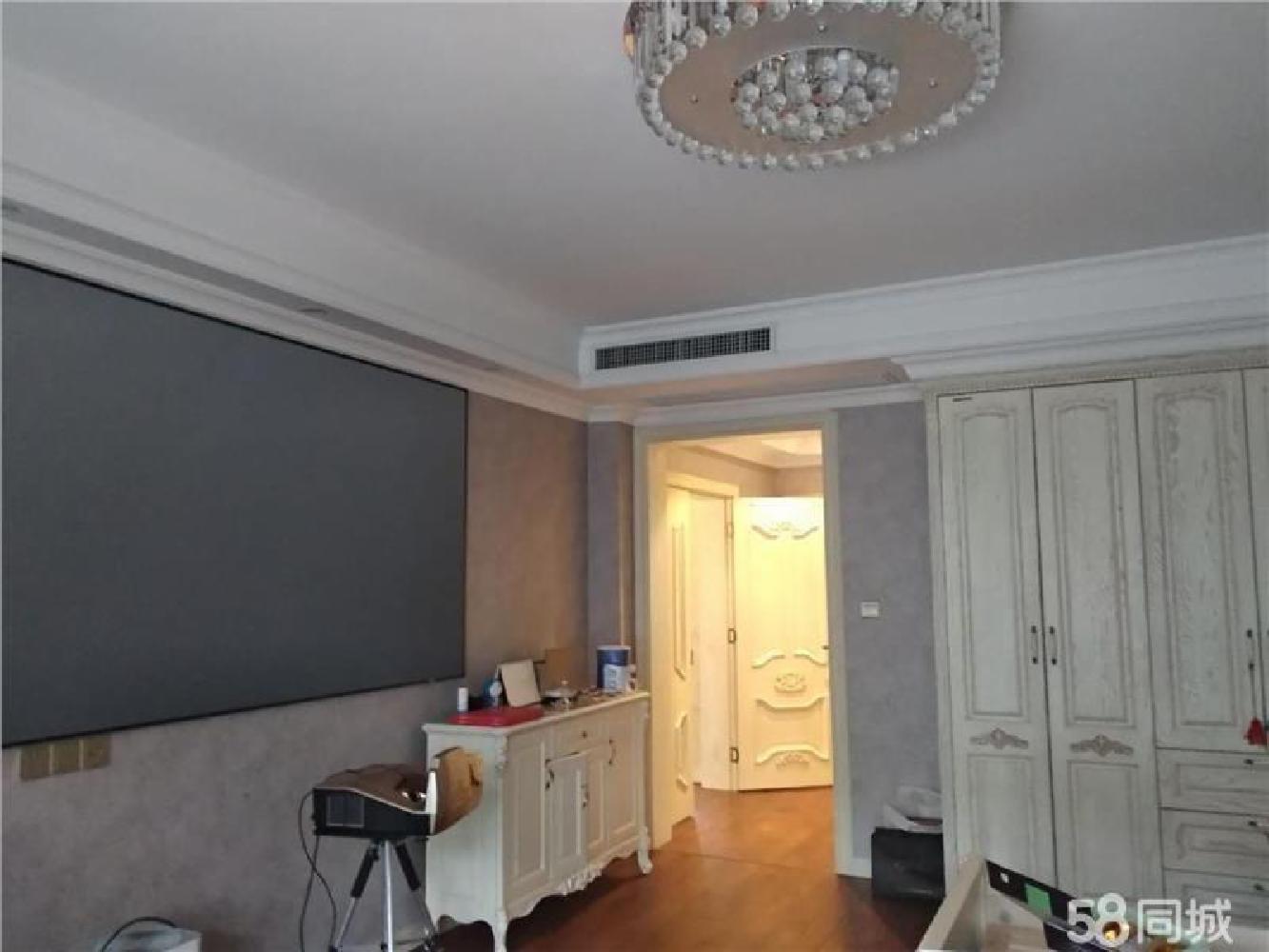 东瑞花园排屋带院子豪华装修送家具家电送车库