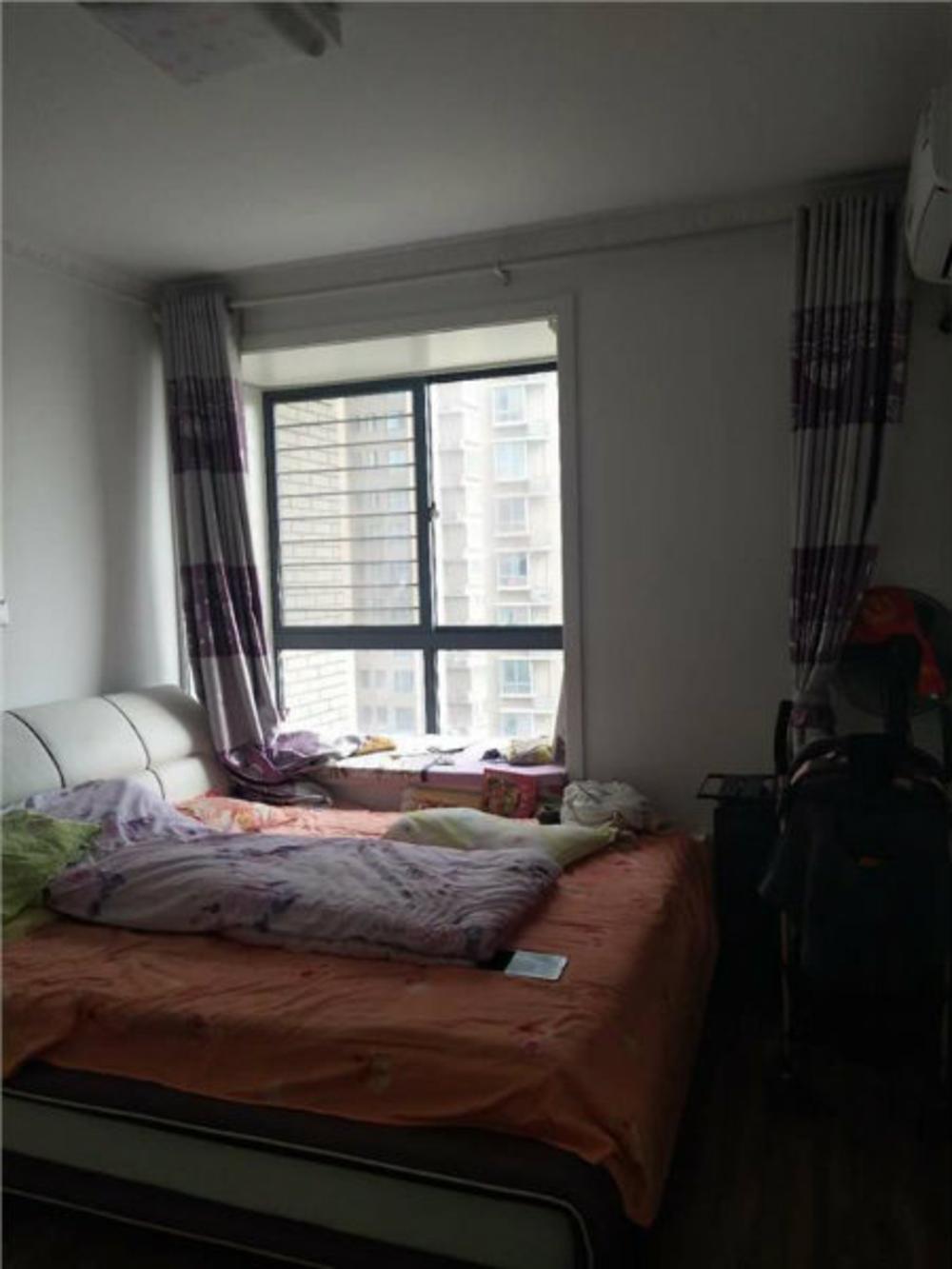 万象后街精装修好楼层送品牌家具家电双阳台南北通透