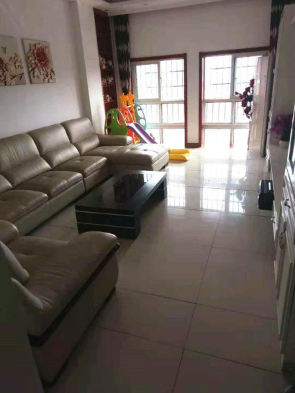 狂降25万！中茵名都超大188平复式仅150万随时看房