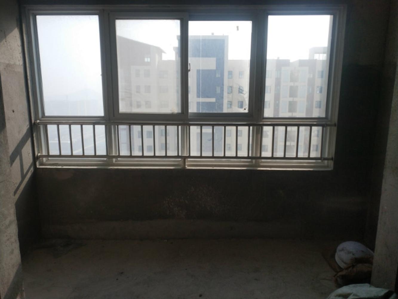 捡漏好房急卖，御景龙湾101平方只要148万各付，经典户型