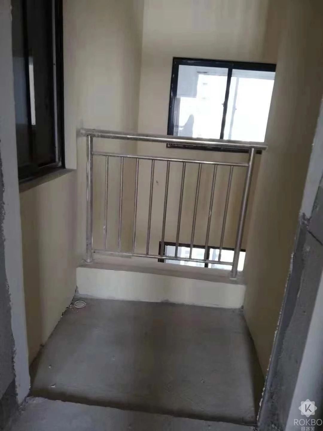 急售苍梧双校区御景龙湾毛坯两房单价超低中间楼层看房方便