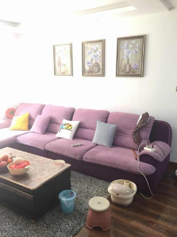 悦城国际一楼带院子送实木家具一室一厅朝阳南北通透二付小