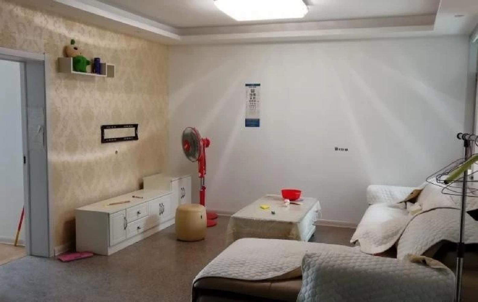 登泰新村多层四楼解放路小学新海中学精装送家具家电送车库税各付