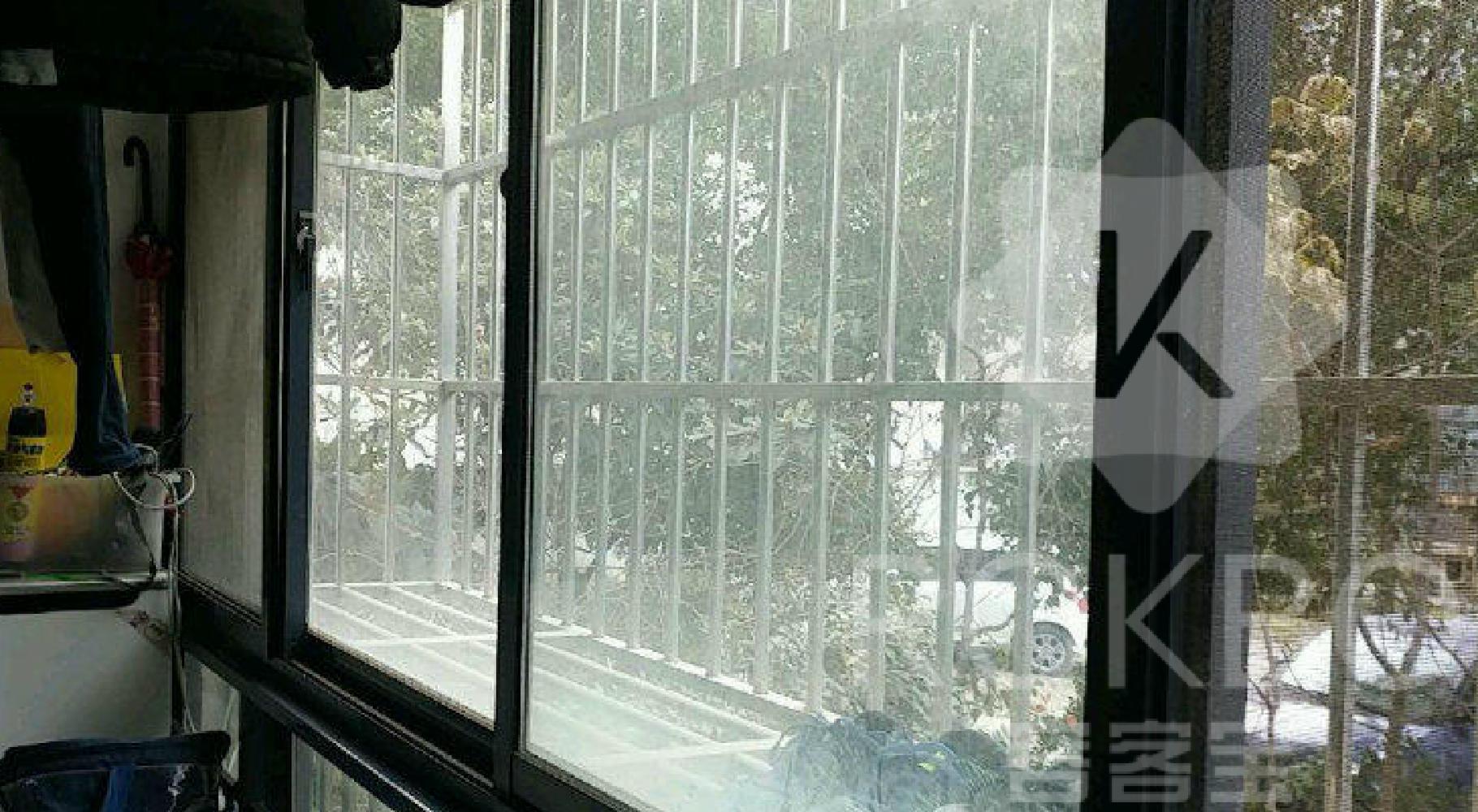 急卖温哥华一楼带院子精装修3房送车库各付各税