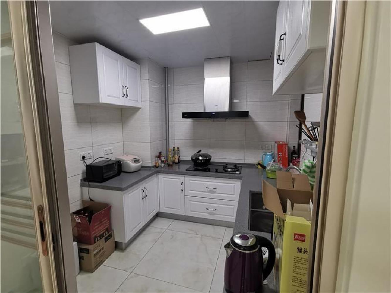 万达商圈（东方瑞园）实验九年制中间楼层真实图片各付个