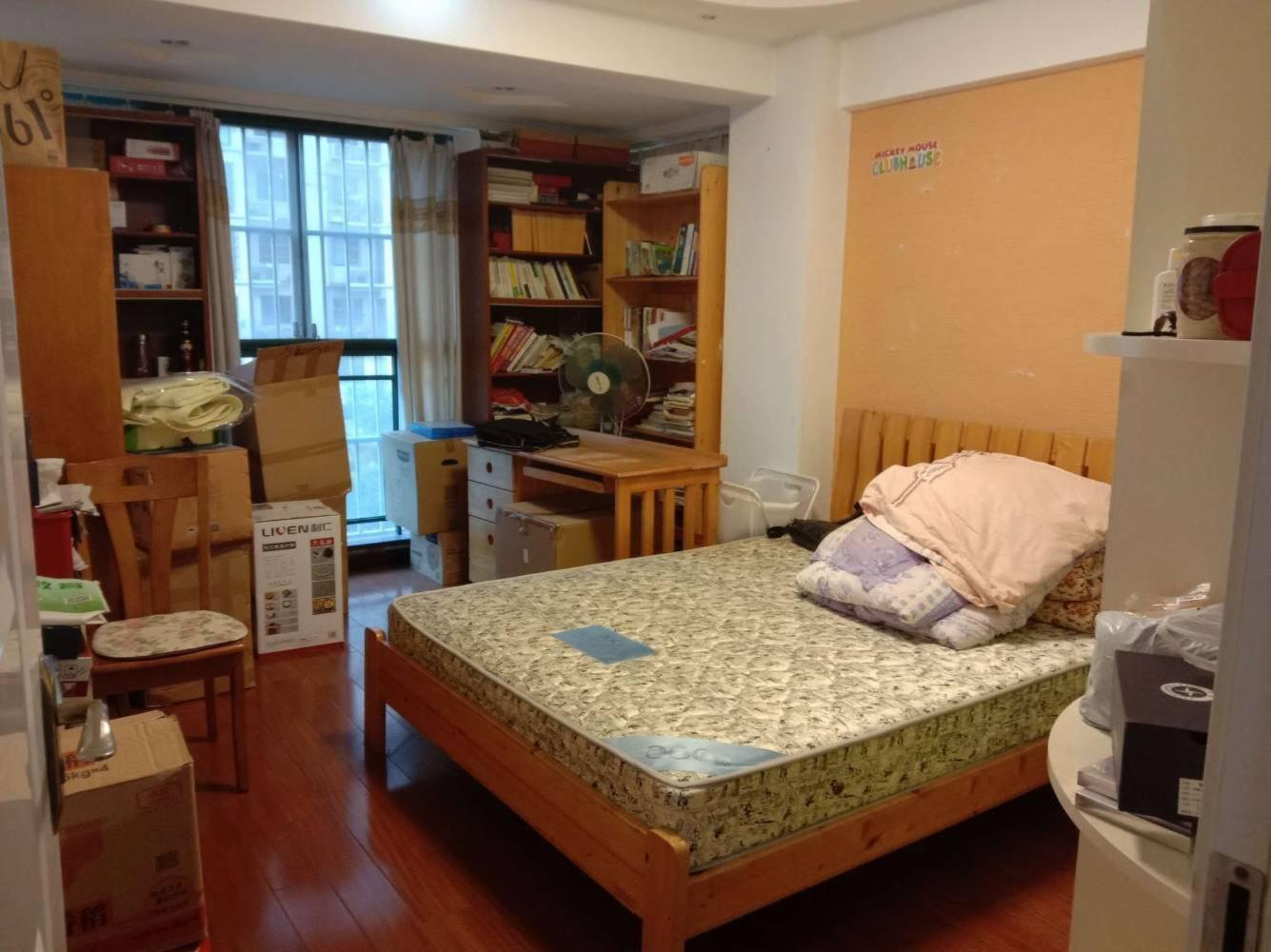 急售国大国际精装修三房新海送地暖采光好看房方便津华苑