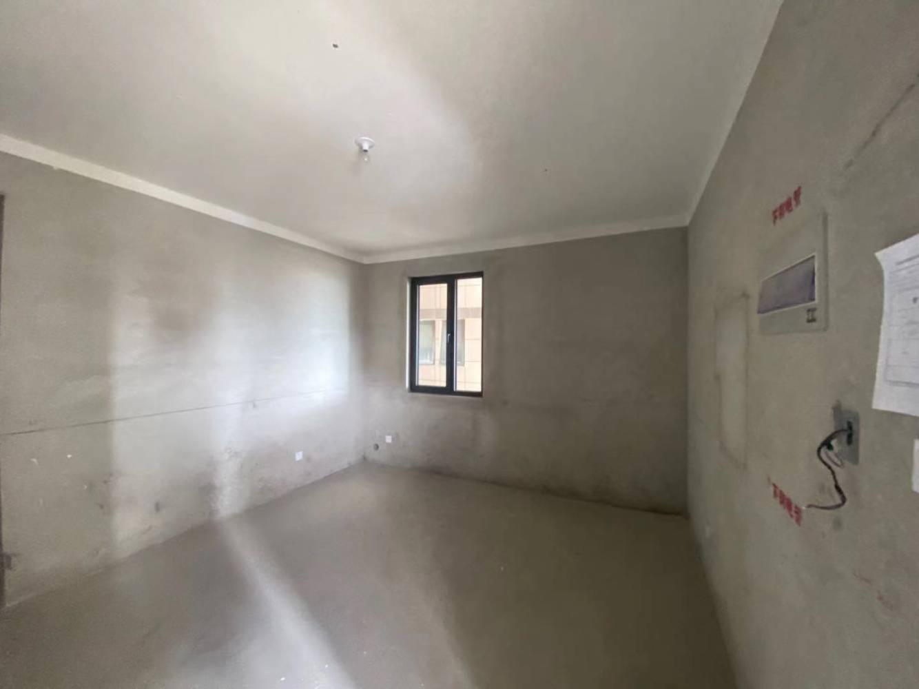 万象新海苑毛坯三房随意装修单价低看房方便