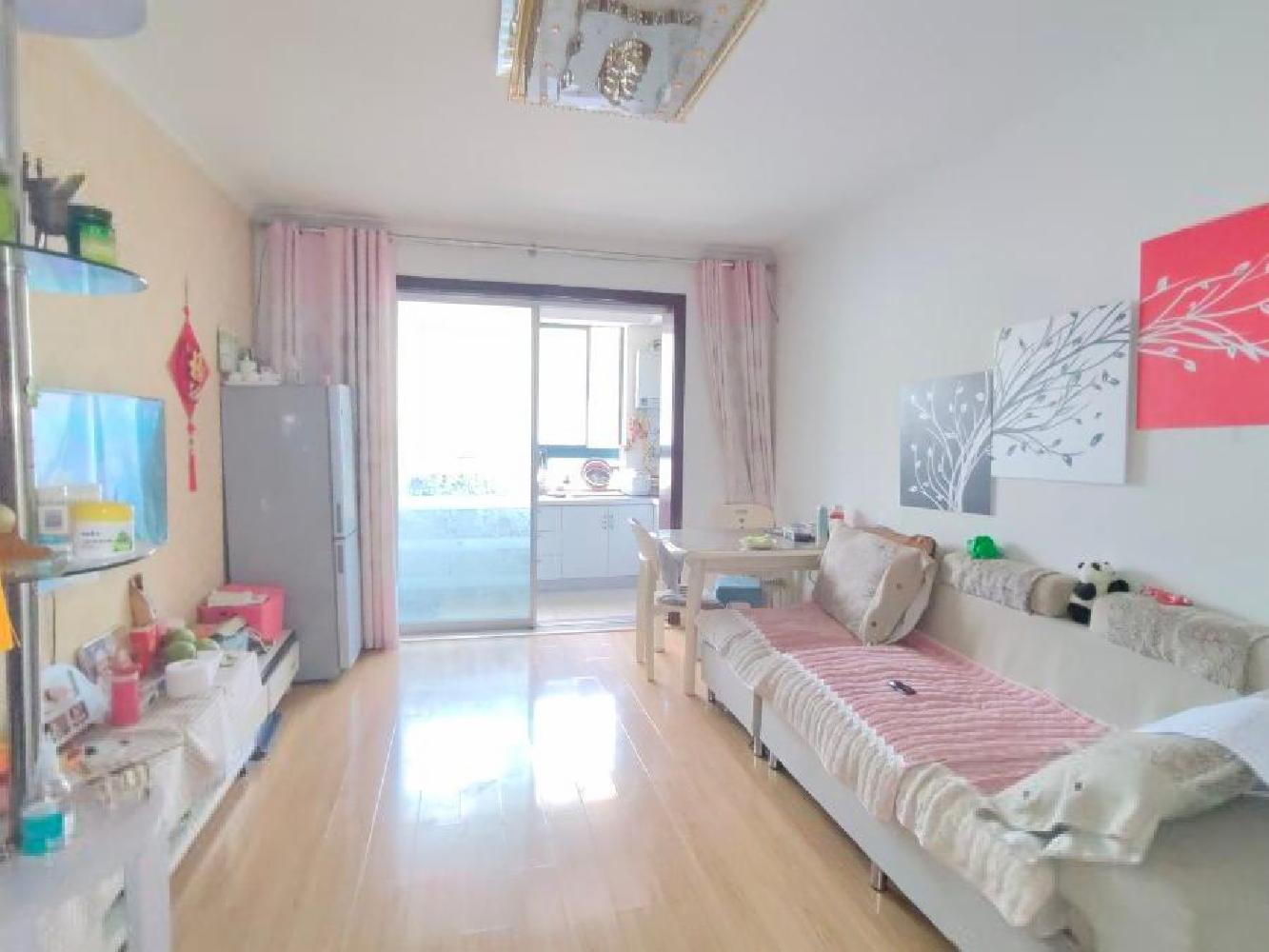 巨龙路私房急售！87.00万元九龙城市乐园(东区)南精装修