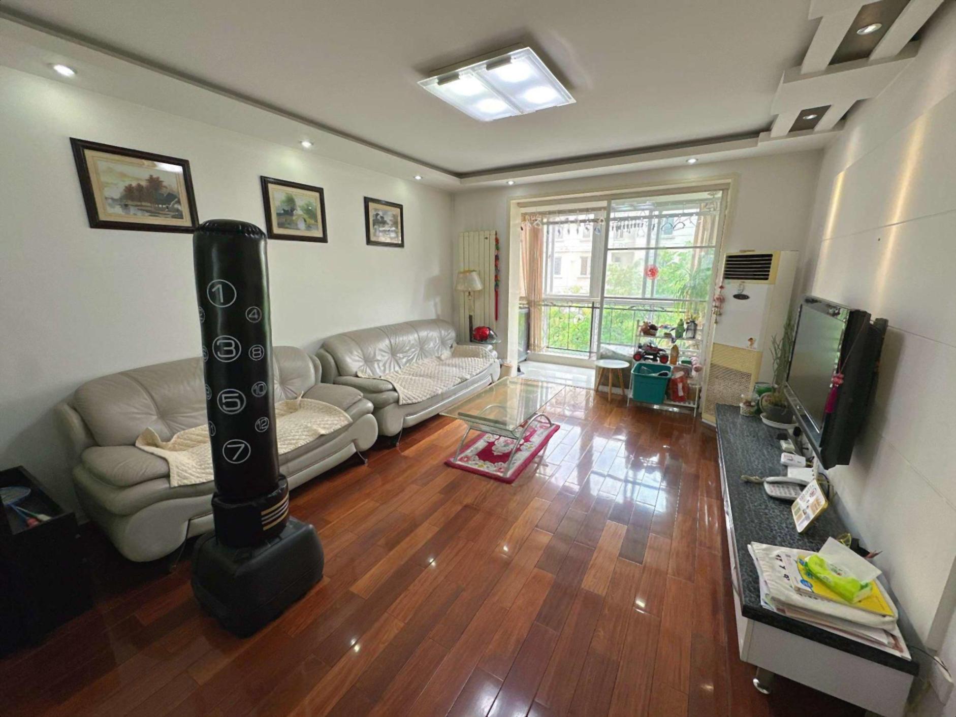 ！中层飞机户双卫有汽车库 闹中取静双苍梧都在香溢世纪