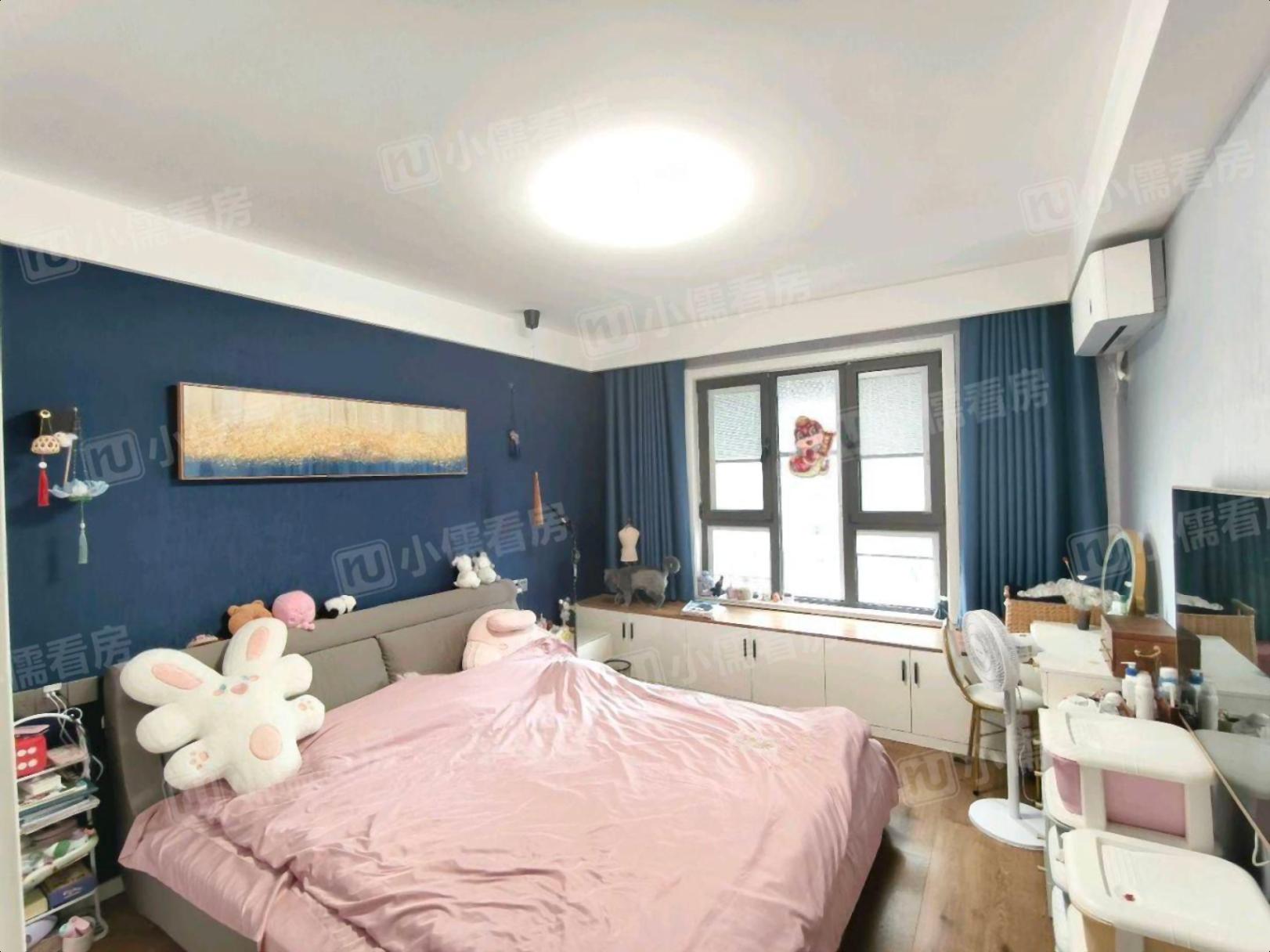 诚意 看好可谈 边户 三面采光 精装修 拎包入住 随时看